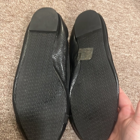 Michael kors flats - Picture 2 of 2